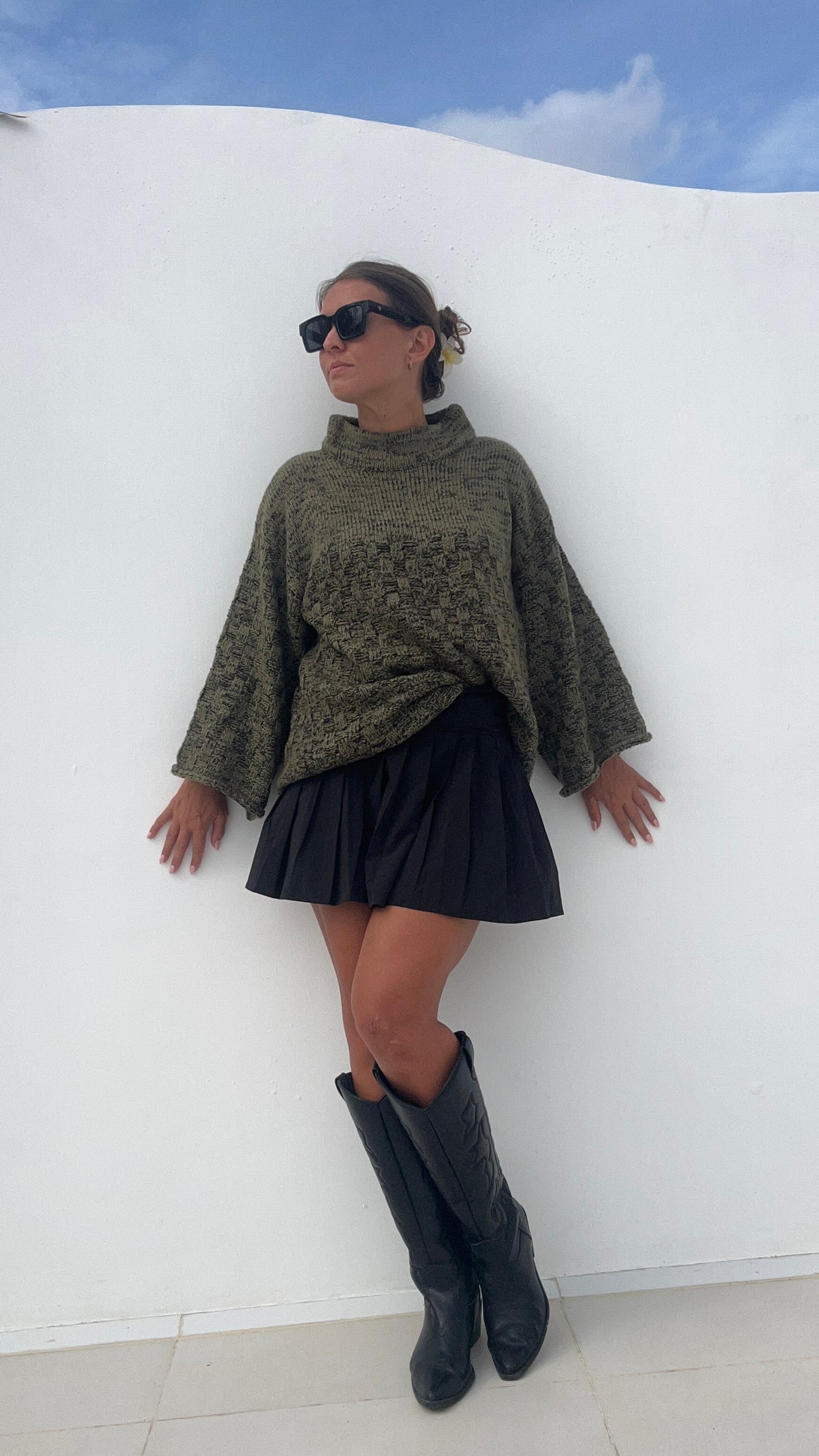 Svetr z přírodní příze khaki