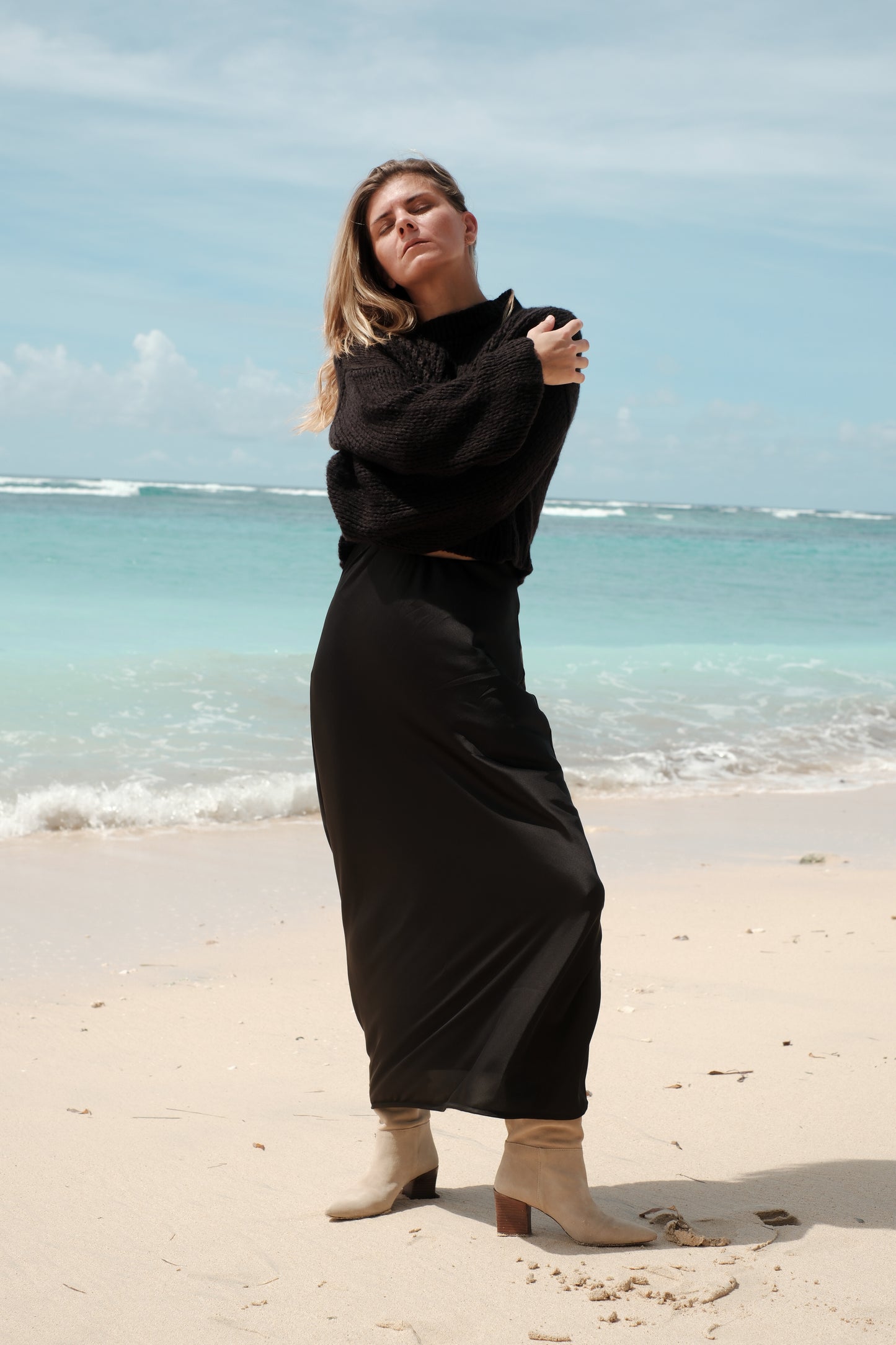 Mohérový svetr černý