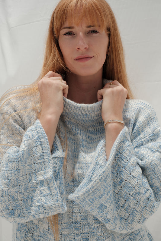 Svetr z přírodní příze