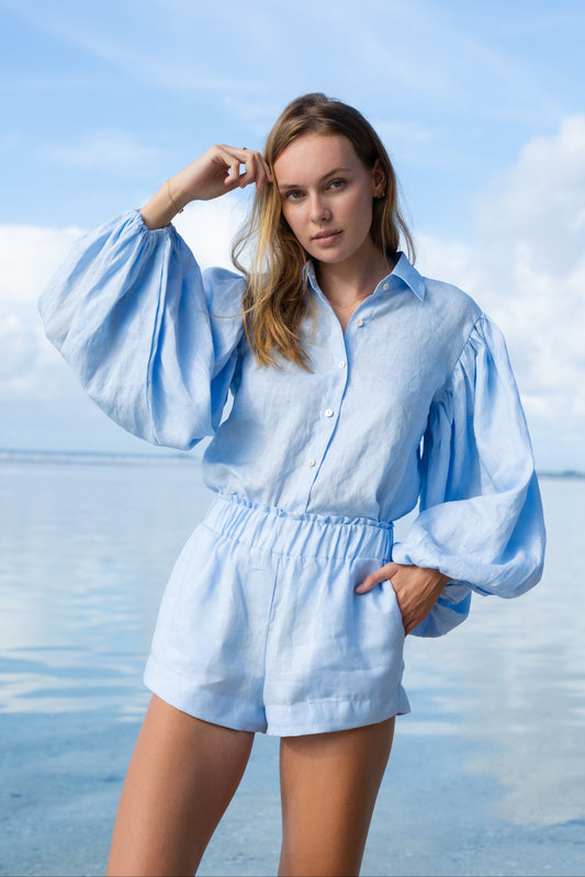 Lněná modrá košile a šortky