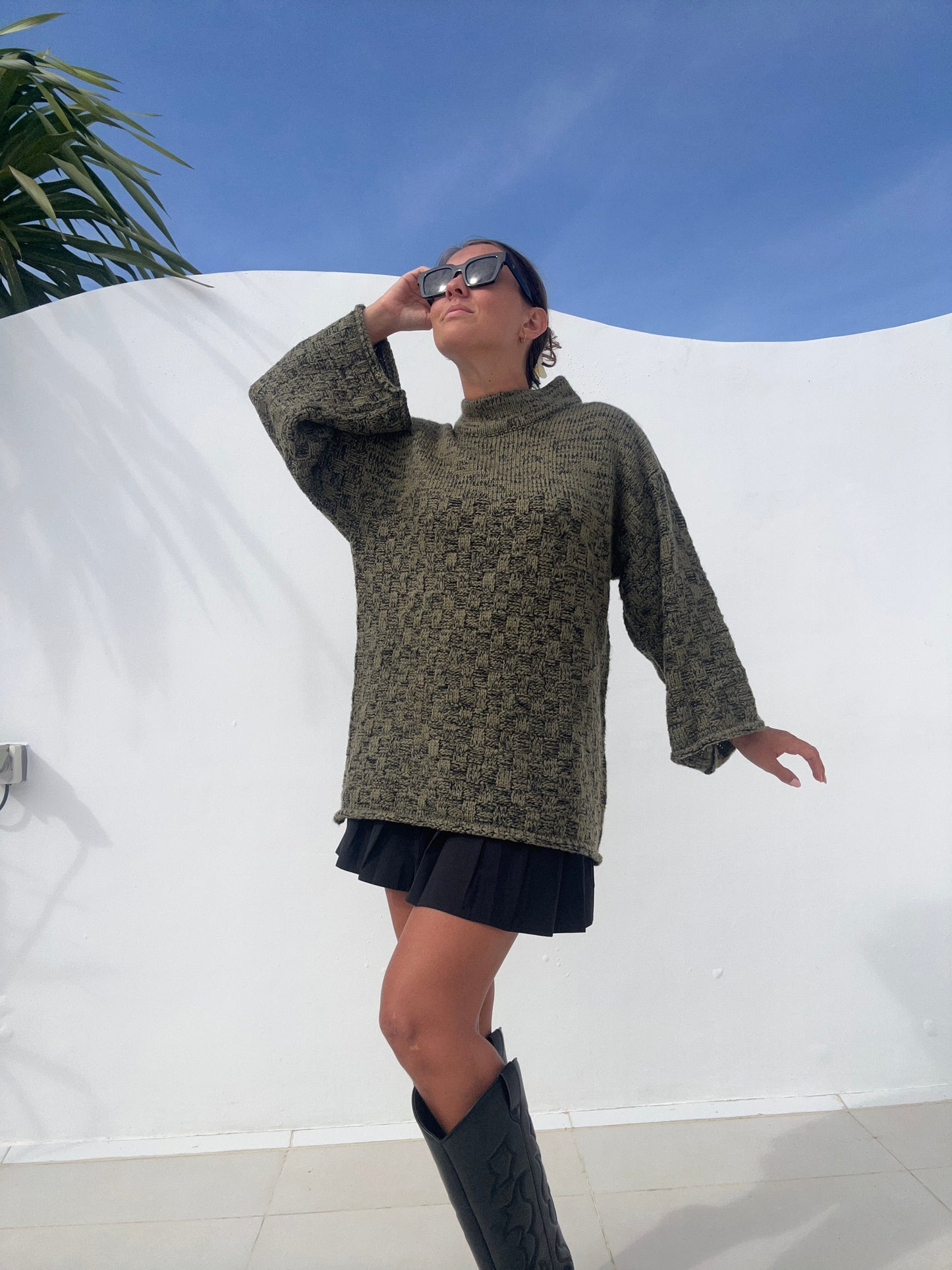 Svetr z přírodní příze khaki