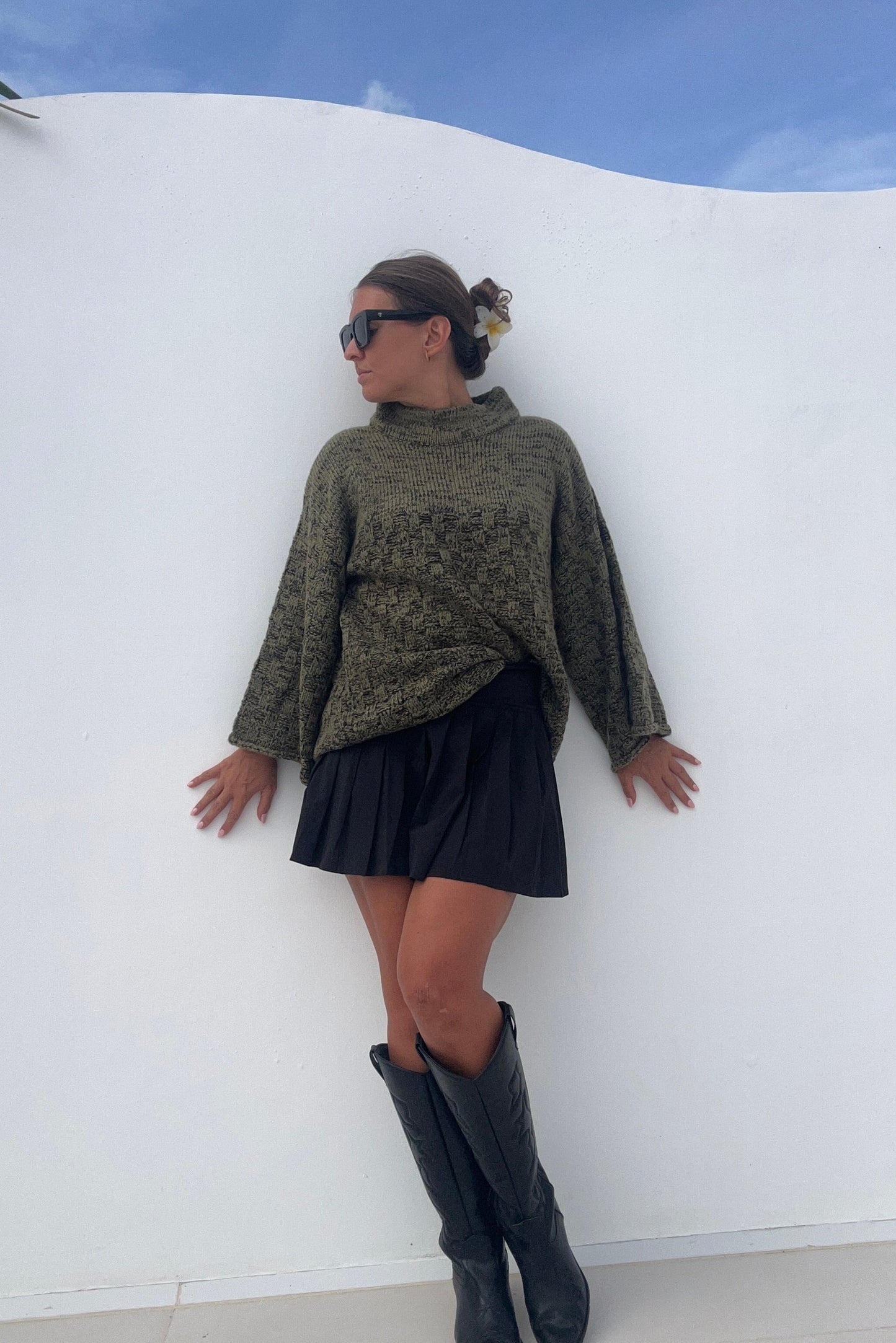 Svetr z přírodní příze khaki