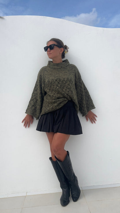 Svetr z přírodní příze khaki