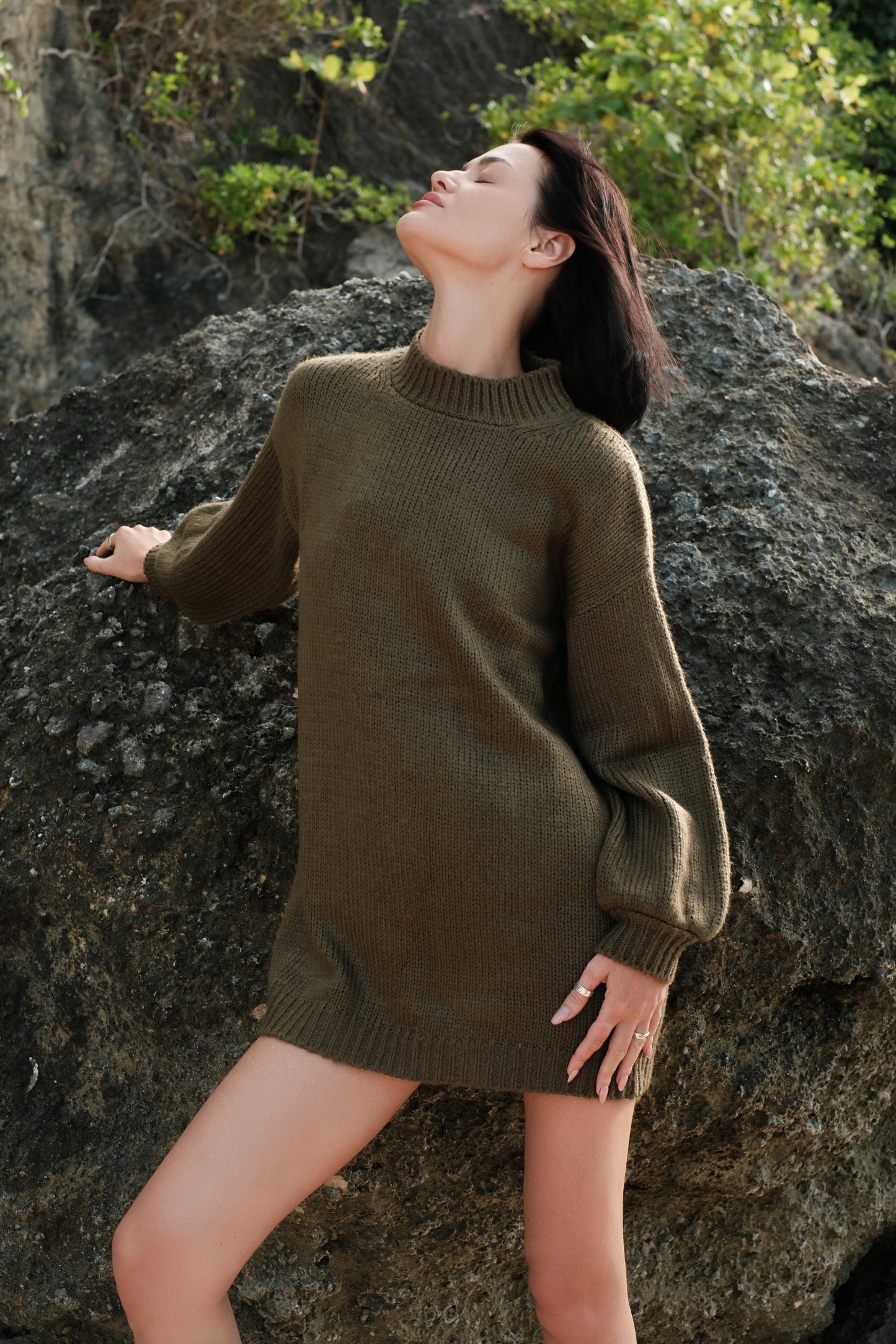 Mohérový dlouhý svetr zelený