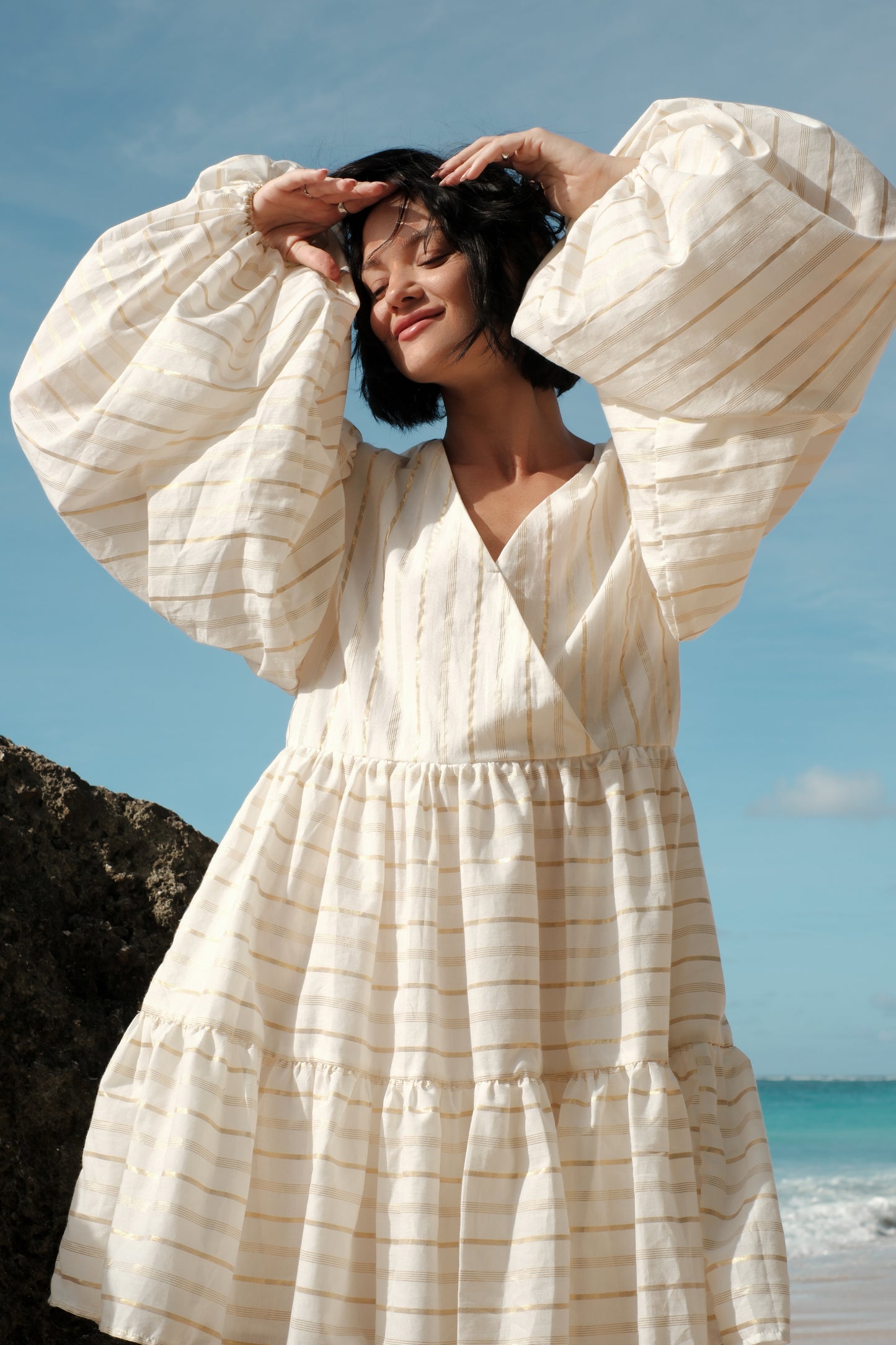 Šaty Goldie krátké