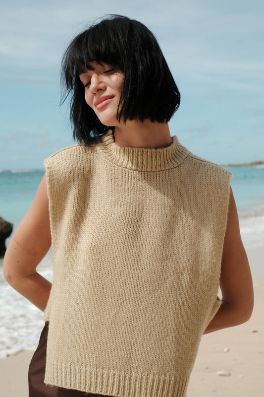 Mohérová vestička béžová