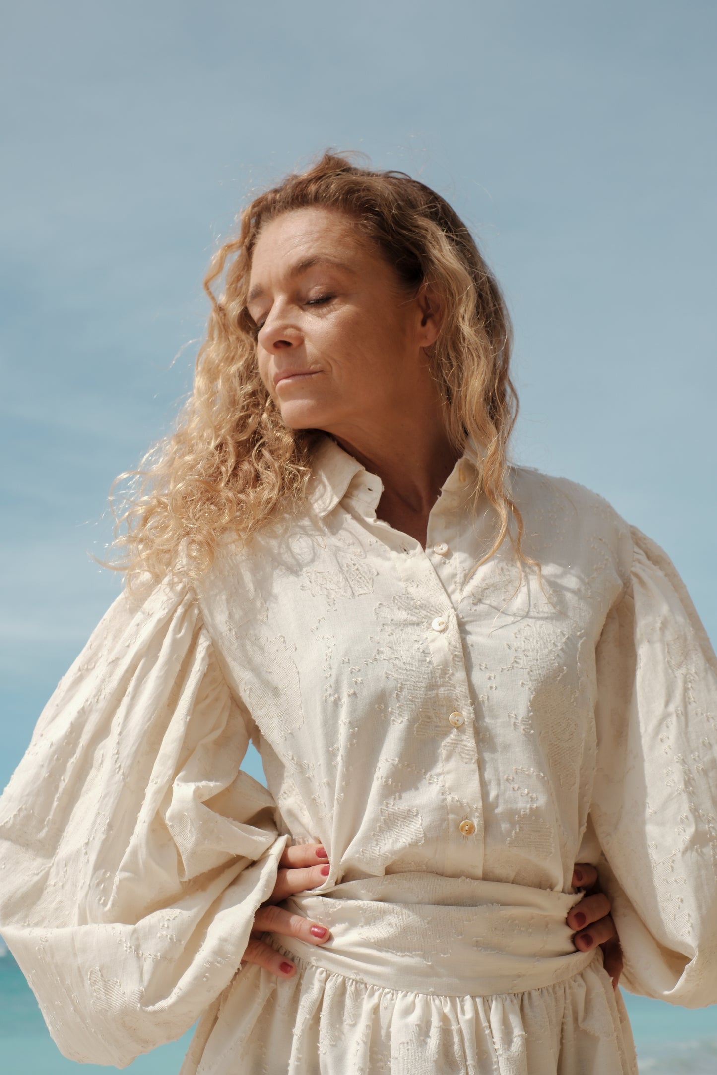 Žakárová košile s řasenými rukávy