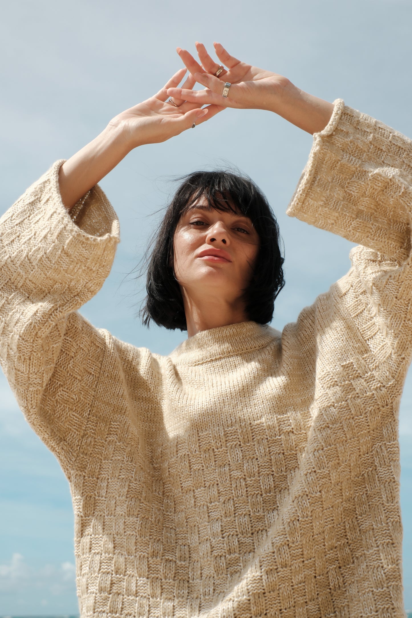 Svetr z přírodní příze béžový